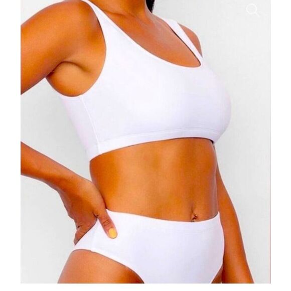 Frederick’s of Hollywood White High Waisted Cheeky Verda Bikini Set M New - Picture 2 of 5